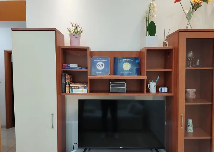 Apartman Quiet Haven*** Center: Cozy & Spacious, King Xl Bed, Pomerio 23